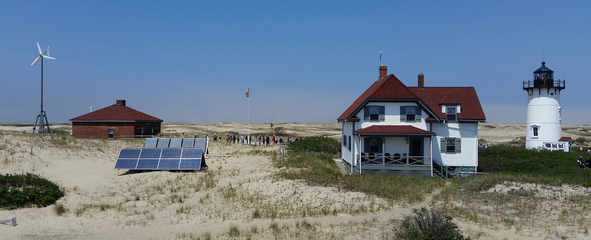 Race Point Lighthouse Off-grid solar